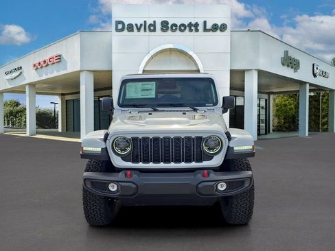 New 2026 Jeep Wrangler Unlimited Rubicon w/ Safety Group image 3