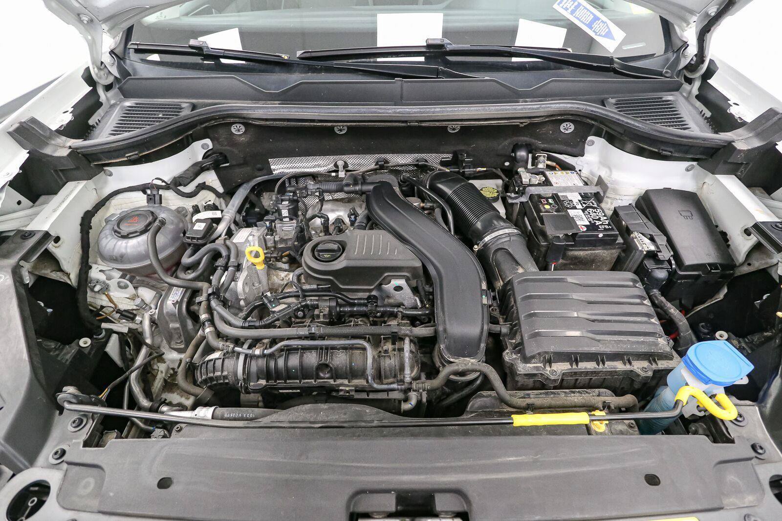Certified 2024 Volkswagen Taos S AWD/4WD image 15