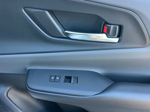 New 2026 Toyota Prius Limited FWD image 19