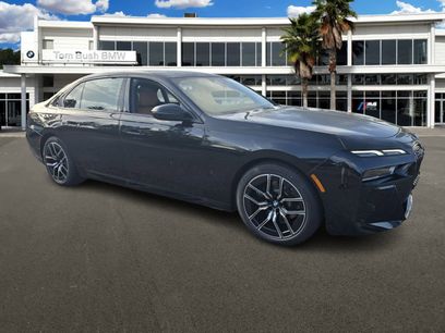New 2025 BMW 740i w/ Premium Package