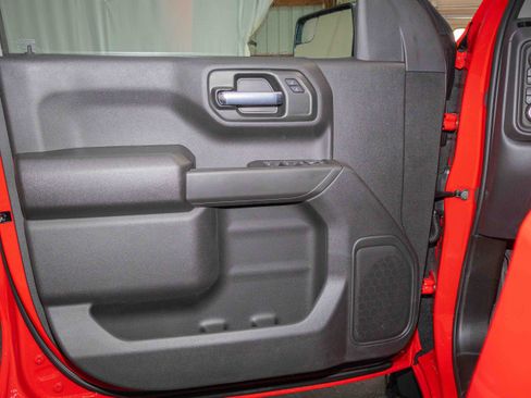 New 2026 Chevrolet Silverado 1500 Custom Trail Boss w/ LPO, Dark Essentials Package image 8