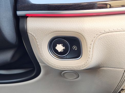 Used 2020 Mercedes-Benz GLE 350 image 22