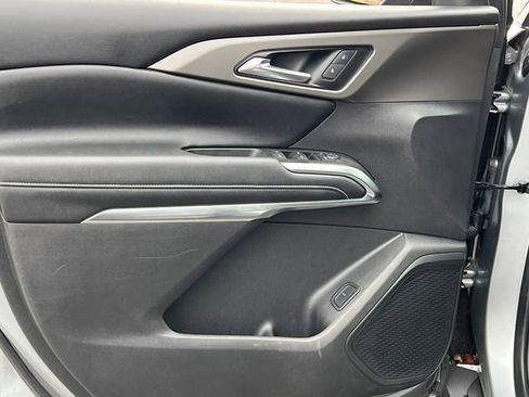 Used 2024 Chevrolet Traverse LT w/ LPO, Floor Liner Package image 16