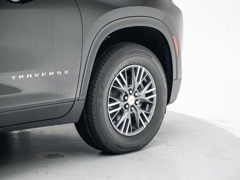 New 2026 Chevrolet Traverse LT w/ Driver Confidence Package image 8