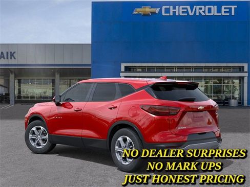New 2026 Chevrolet Blazer LT image 3