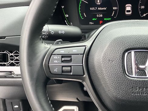 Used 2025 Honda Accord Sport image 21
