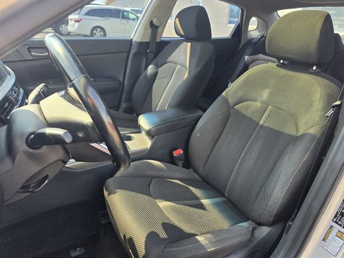 Used 2019 Kia Optima LX w/ LX Premium Package FWD image 17