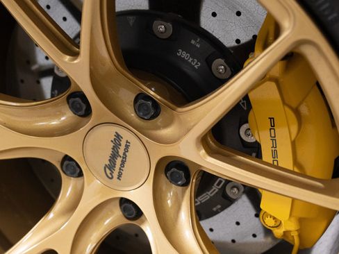 Used 2017 Porsche 911 Turbo S image 72