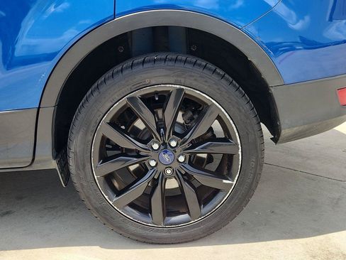 Used 2017 Ford Escape Titanium FWD image 32