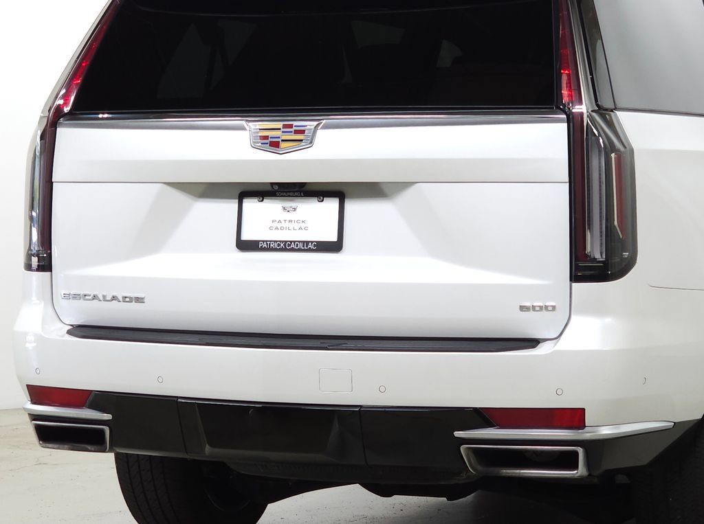 Certified 2024 Cadillac Escalade ESV Premium Luxury AWD/4WD image 8