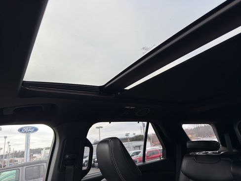 Used 2020 Ford Explorer ST w/ ST Street Pack image 28