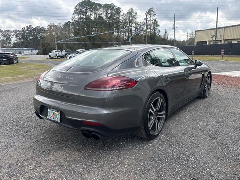 Used 2014 Porsche Panamera GTS image 6