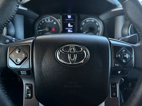 Used 2021 Toyota Tacoma TRD Sport w/ Technology Package RWD image 24