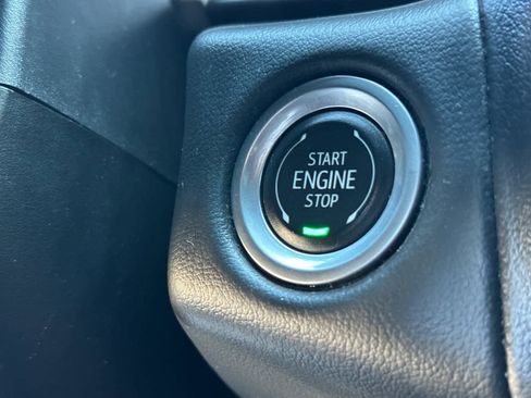 Used 2024 Chevrolet Suburban RST image 23