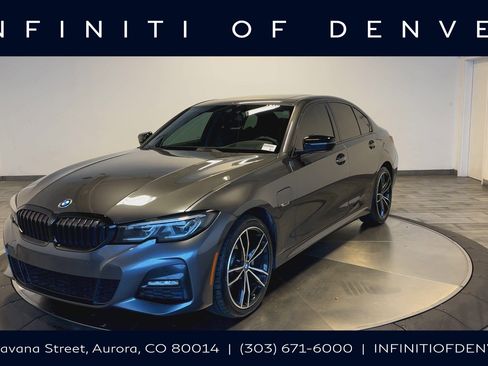 Used 2022 BMW 330e xDrive 330e xDrive w/ M Sport Package image 1