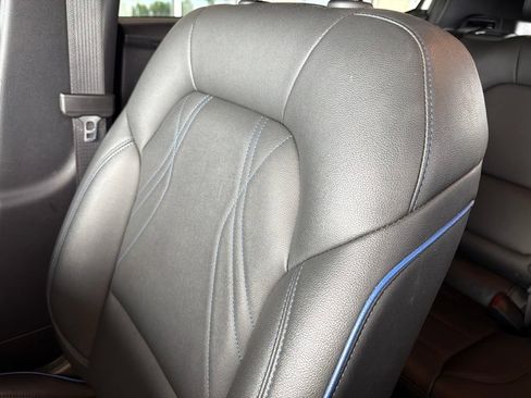 Used 2025 Buick Envista Sport Touring w/ Convenience I Package FWD image 21
