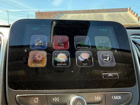 Used 2017 Chevrolet Malibu Premier w/ Premier Sun and Wheel Package image 24