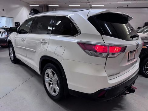 Used 2015 Toyota Highlander Limited Platinum AWD/4WD image 5