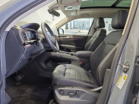 New 2026 Volkswagen Atlas SEL AWD/4WD image 13