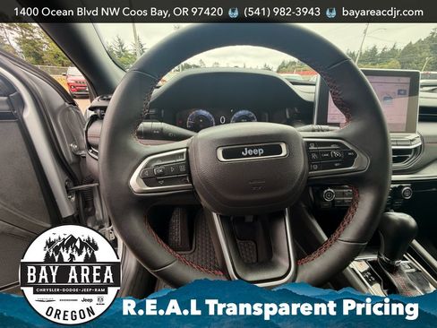 Used 2024 Jeep Compass Trailhawk w/ Trailhawk Elite Group AWD/4WD image 14