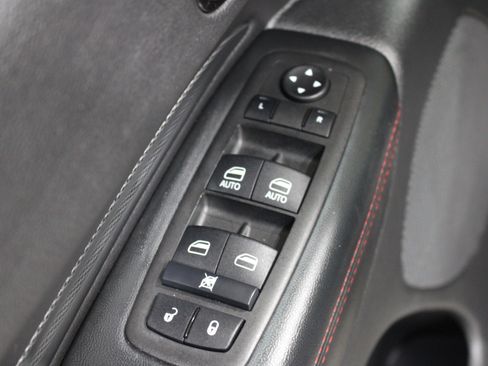 Used 2025 Dodge Durango GT AWD/4WD image 7