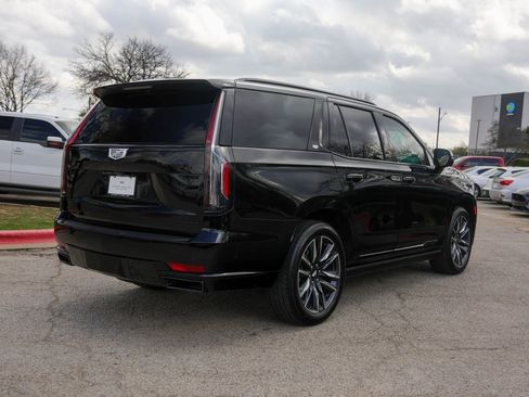 Certified 2024 Cadillac Escalade Sport Platinum image 4