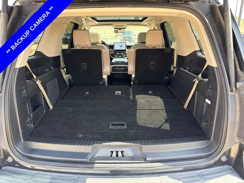 Used 2024 Ford Expedition Limited AWD/4WD image 10