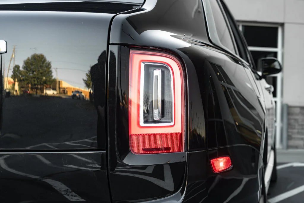 Used 2019 Rolls-Royce Cullinan AWD/4WD image 21