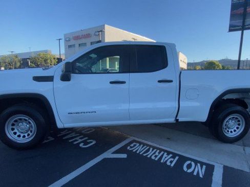 Used 2023 GMC Sierra 1500 Pro image 5