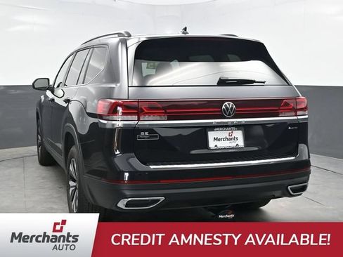 Used 2025 Volkswagen Atlas SE AWD/4WD image 5