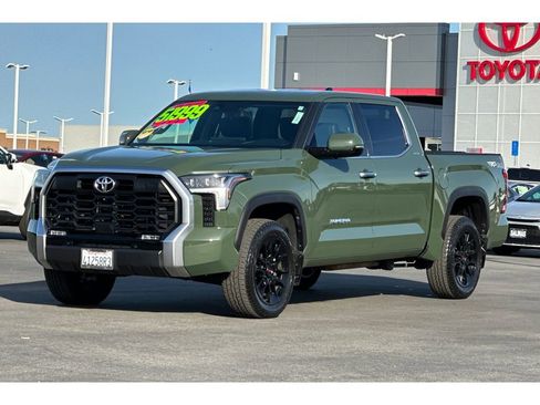 Used 2023 Toyota Tundra Limited image 8