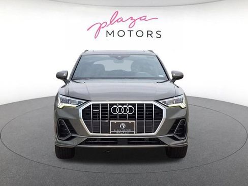 Used 2020 Audi Q3 2.0T Premium Plus w/ Premium Plus Package AWD/4WD image 2