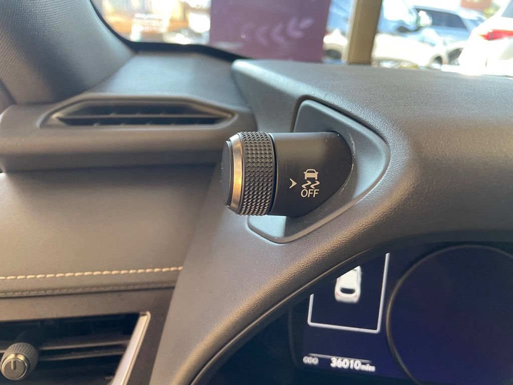 Used 2021 Lexus UX 200 FWD image 25
