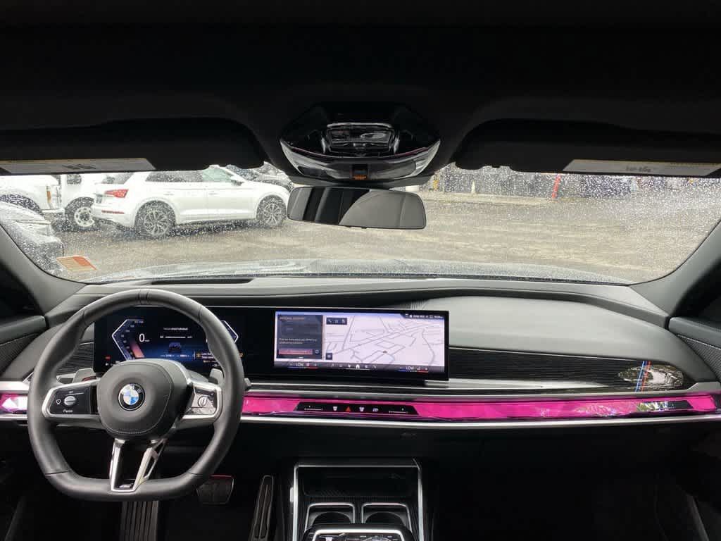 Used 2026 BMW 740i RWD image 12