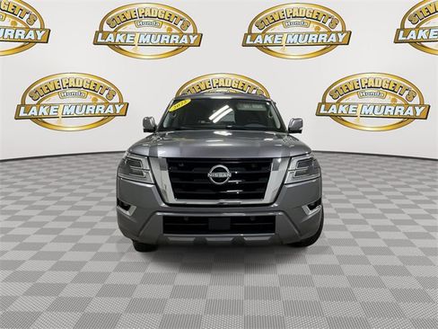 Used 2022 Nissan Armada SL w/ Captain's Chairs Package image 6