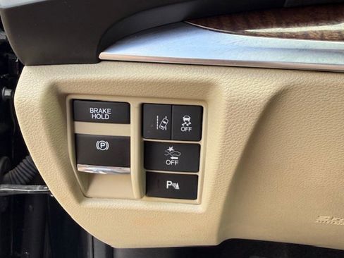 Used 2018 Acura MDX SH-AWD w/ Technology Package image 17