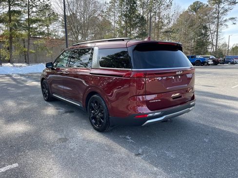 Used 2023 Kia Carnival SX Prestige image 7