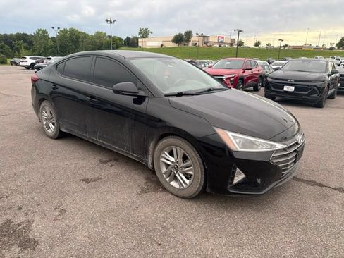 Used 2019 Hyundai Elantra SEL FWD image 10