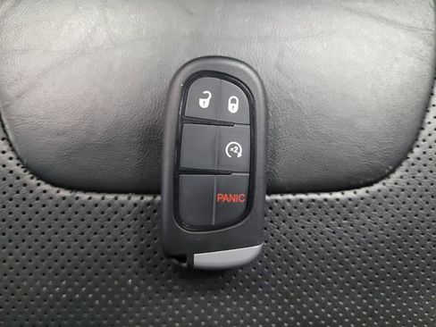 Used 2021 Jeep Cherokee Latitude Lux image 32