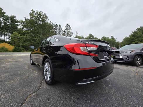 Used 2018 Honda Accord LX image 13