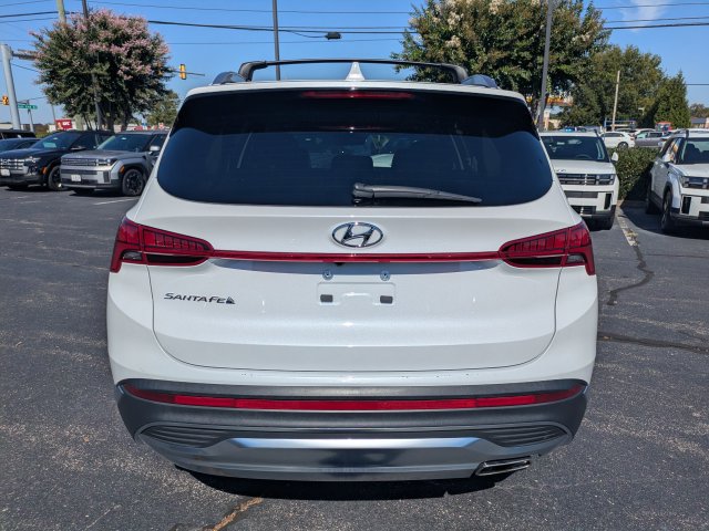 Used 2022 Hyundai Santa Fe SEL w/ Convenience + Premium Package FWD image 5