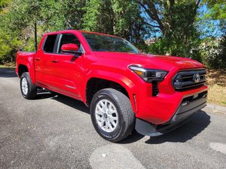 Used 2024 Toyota Tacoma SR5 video 1