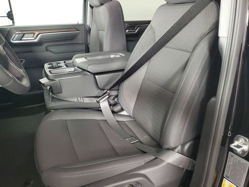 New 2026 Chevrolet Silverado 2500 LT image 12