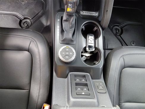 New 2025 Ford Bronco Badlands w/ Sasquatch Package image 31