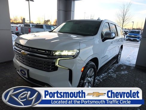 Used 2023 Chevrolet Suburban Premier image 1