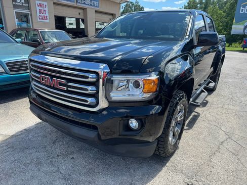Used 2017 GMC Canyon SLE w/ SLE Convenience Package AWD/4WD image 2