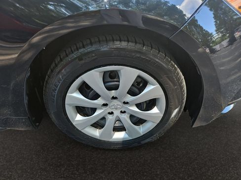 Used 2024 Toyota Corolla LE FWD image 41