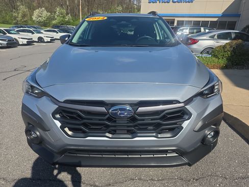 Used 2024 Subaru Crosstrek 2.5i Limited AWD/4WD image 2