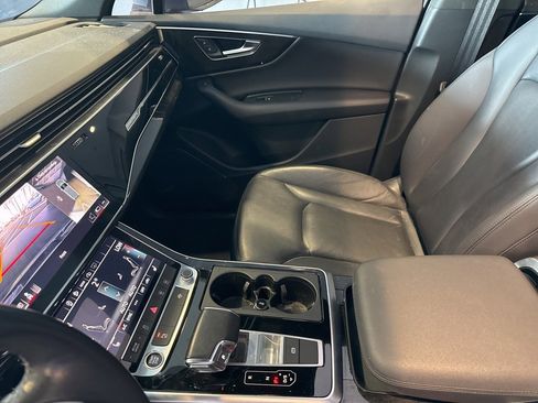 Used 2021 Audi Q7 2.0T Premium w/ Convenience Package image 27