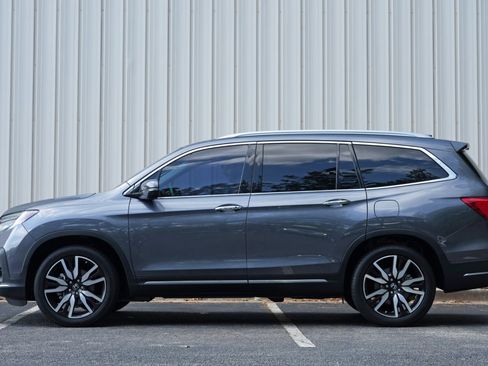 Used 2020 Honda Pilot Touring image 8